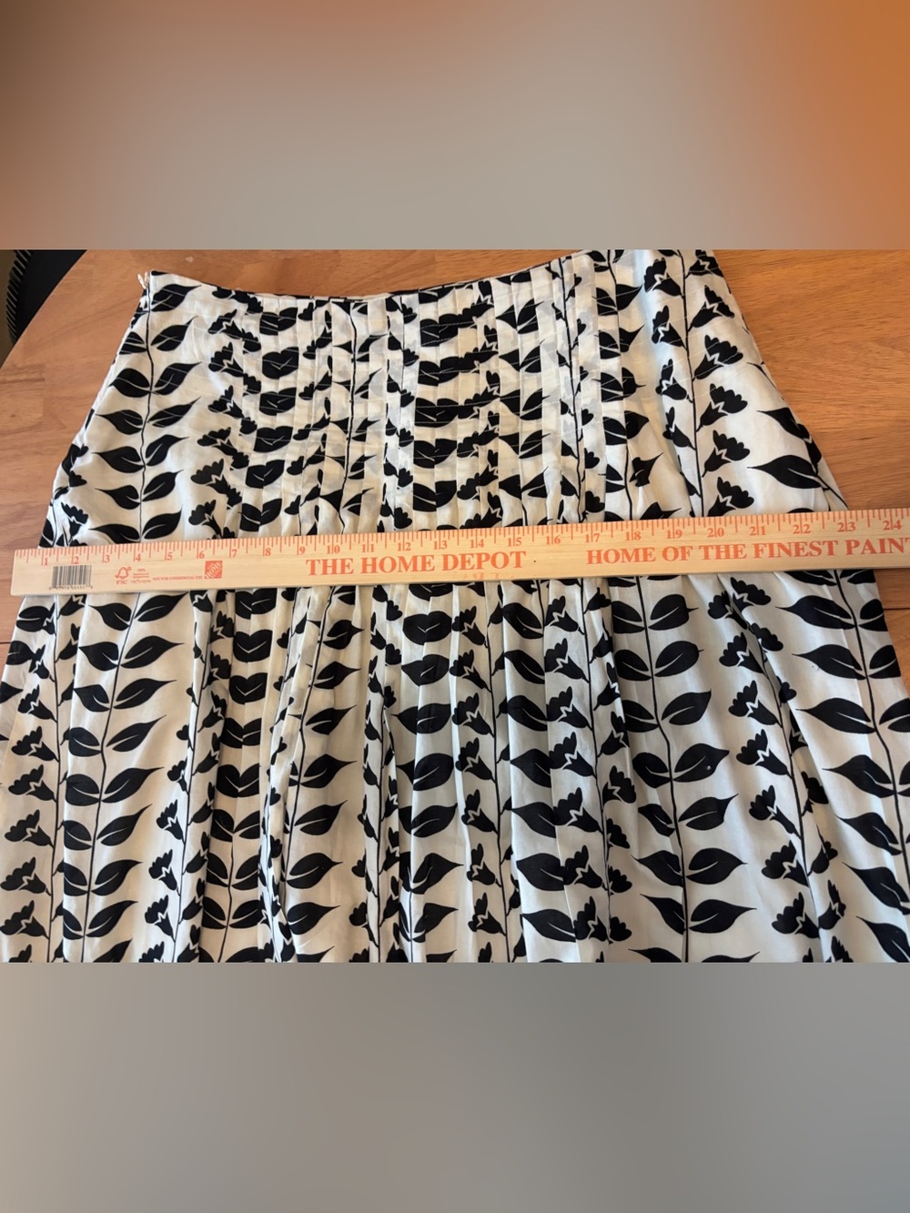 Pretty Black and White Floral Pleated A-Line Cotton Skirt ~ Women’s XL ~ - Picture 6 of 7